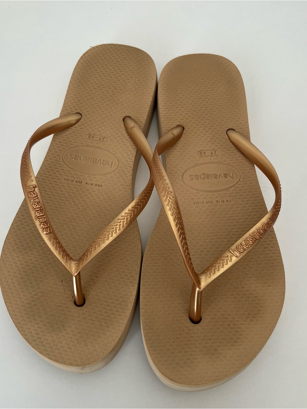 HAVAIANAS-Women’s Bronze Flip Flop Sandals